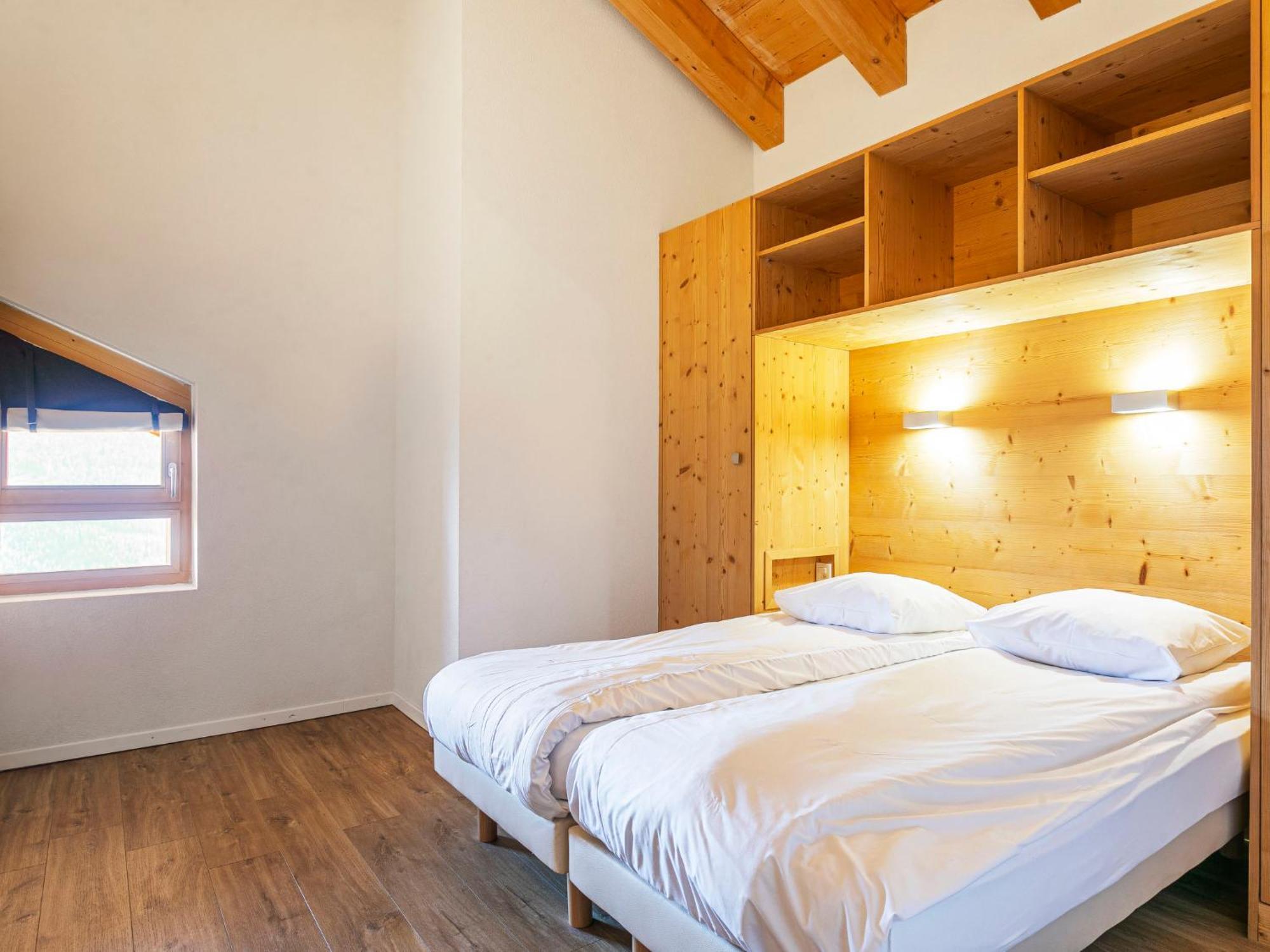 Apartment T-Resort La Tzoumaz 4P8 Vue Vallee By Interhome Bagian luar foto